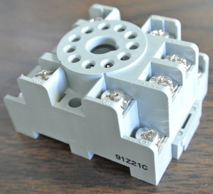 SQUARE D - 8501 N62, Ser. A - 11-PIN DOUBLE TIER RELAY SOCKET - NEW SURPLUS
