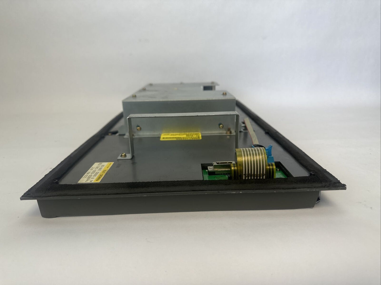 GE FANUC A02B-0200-C061/TBR SERIES 18-T OPERATOR INTERFACE PANEL LCD/MDI UNIT