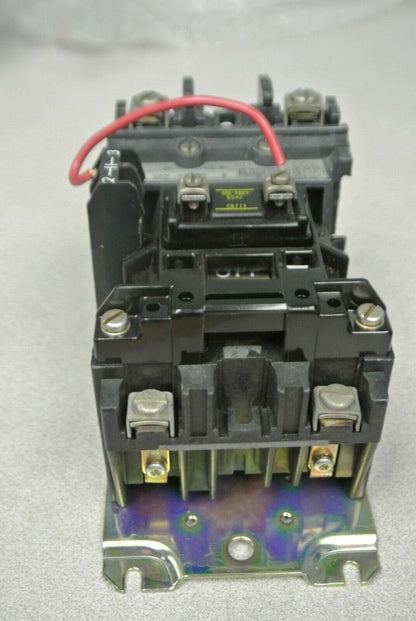 ALLEN-BRADLEY 500F-AOB920 / AC CONTACTOR / SIZE 0 / 2-POLE / NO CONTACTS