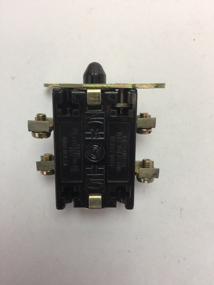 GE CR2940U202 HEAVY DUTY OILTIGHT CONTACT BLOCK 600V 1 NO 1 NC CONT