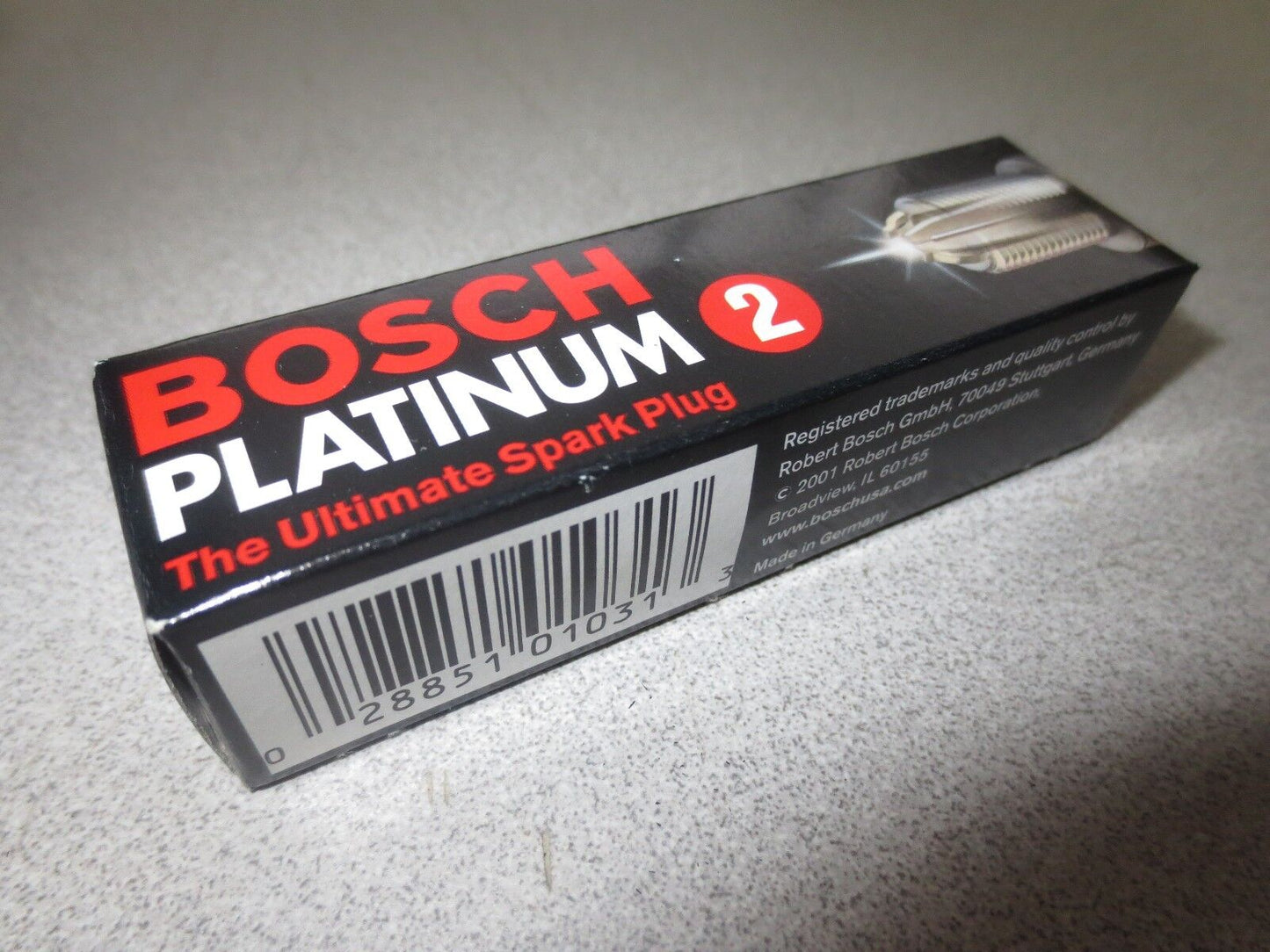 BOSCH 4307  / 0 242 225 608 PLATINUM 2 SPARK PLUGS - NEW SURPLUS, PACK of 4