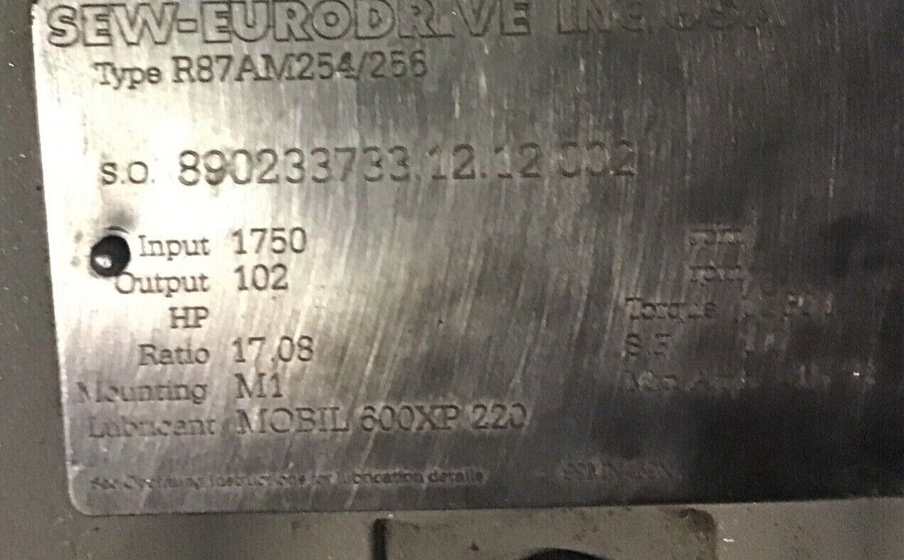 SEW EURO-DRIVE R87AM254/256 GEAR REDUCER 17.08 RATIO TORQUE 12301