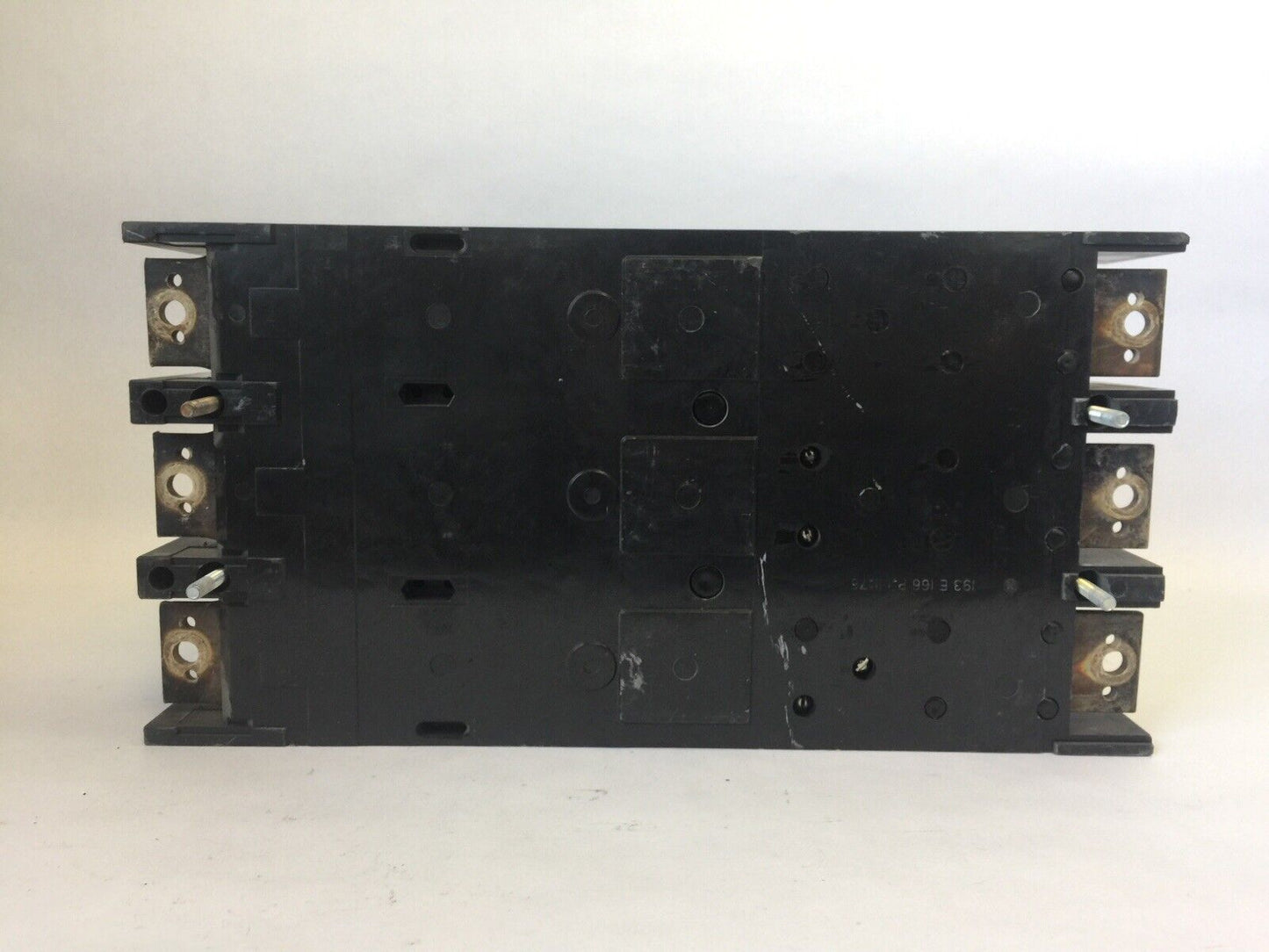 GE TB43F TRI-BREAK CIRCUIT BREAKER 600VAC 400A TRIP A6KA CURRENT LIMITING FUSES