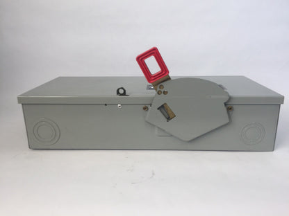 GE TH4323 HEAVY DUTY FUSIBLE SAFETY SWITCH MODEL 10 100A 240VAC 250VDC 30HP TYPE
