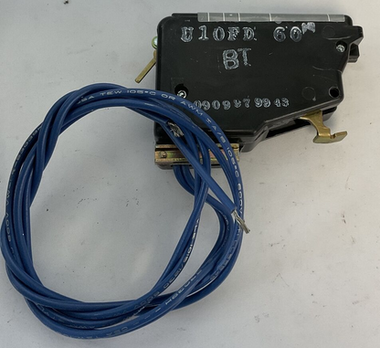 SIEMENS U10FD60 125VAC UNDERVOLTAGE TRIP