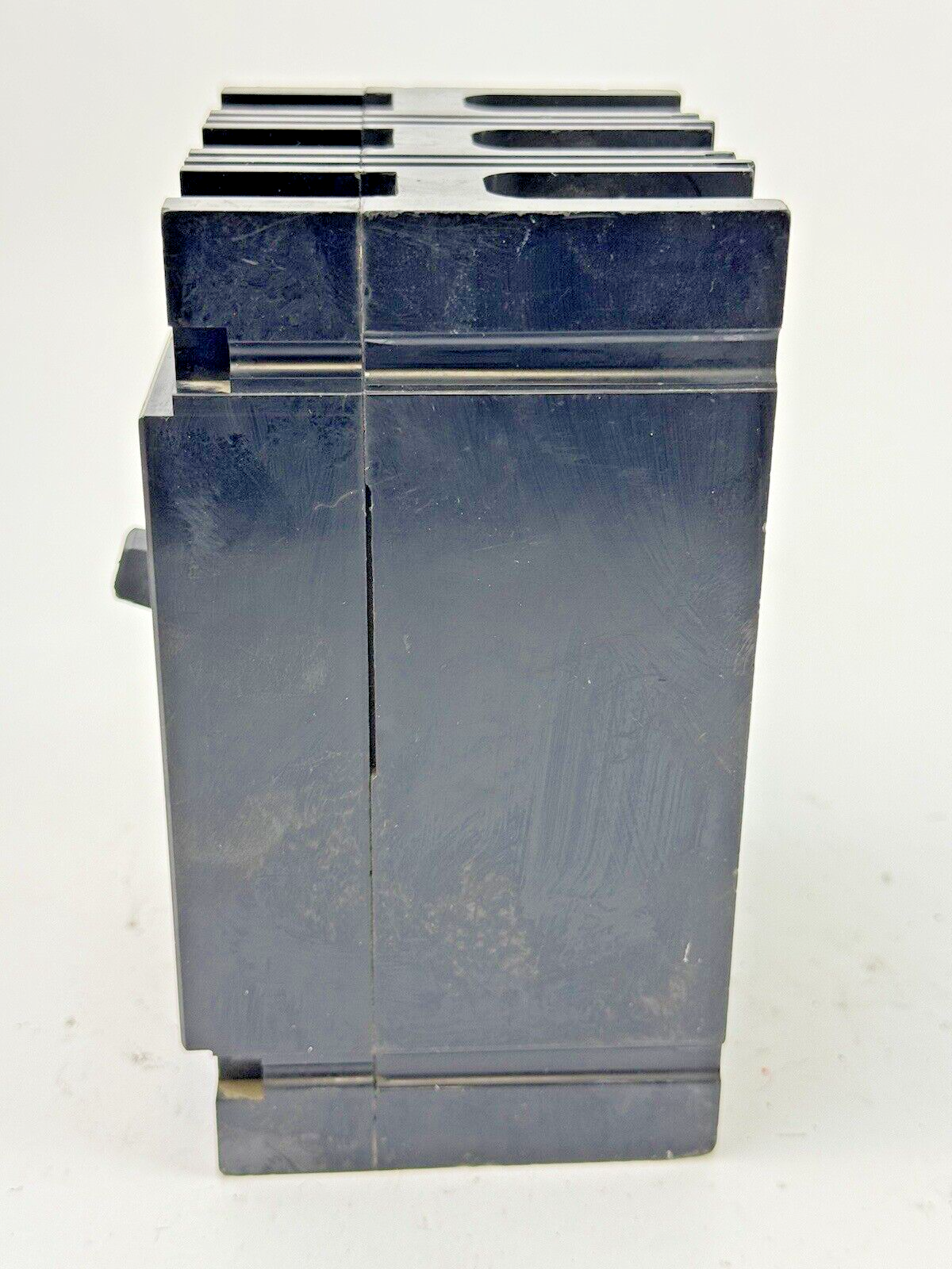 WESTINGHOUSE - FB3020L - MOLDED CIRCUIT BREAKER - 3 POLE/20A/600 VAC