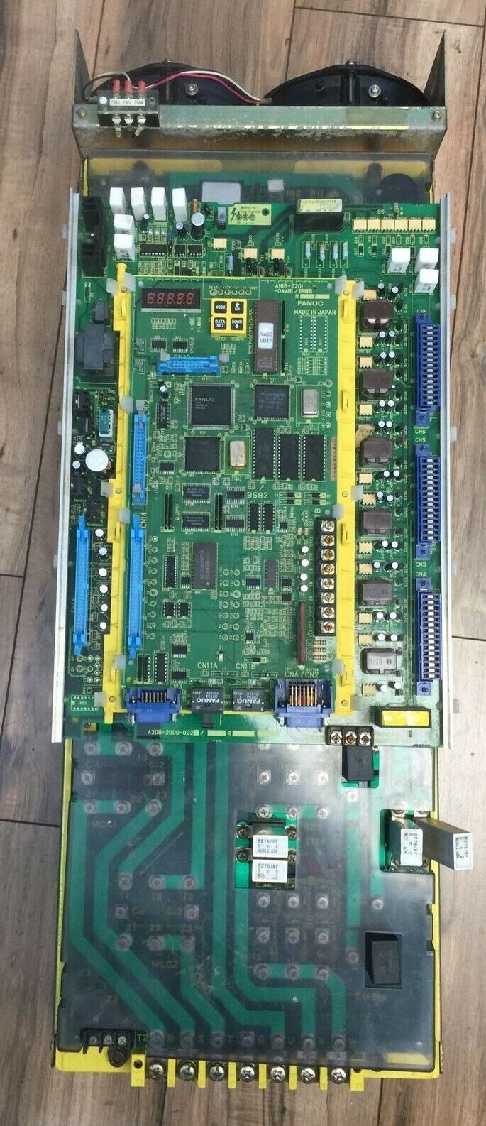 FANUC A06B-6064-C322 SPINDLE SERVO DRIVE A20B-2000-022 A16B-2201-0440/05B A20B-