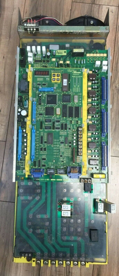 FANUC A06B-6064-C322 SPINDLE SERVO DRIVE A20B-2000-022 A16B-2201-0440/05B A20B-
