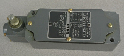 ALLEN-BRADLEY 802T-A2T OILTIGHT LIMIT SWITCH / SPRING RETURN / NEW SURPLUS