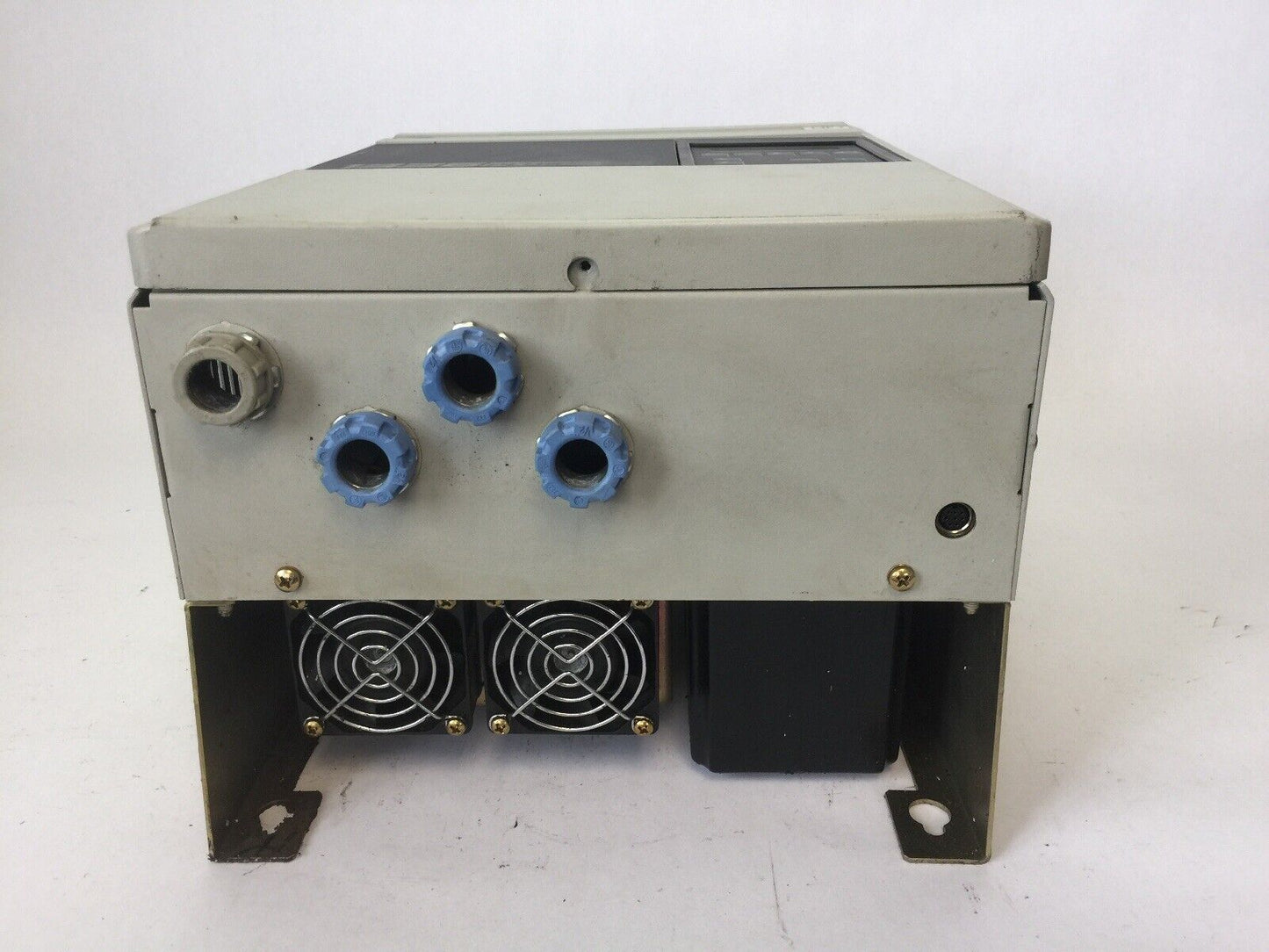ALLEN BRADLEY 1336S-BRF100-AA-EN4-HA2-L6 DRIVE AC INPUT 380/480V AC OUTPUT 460V