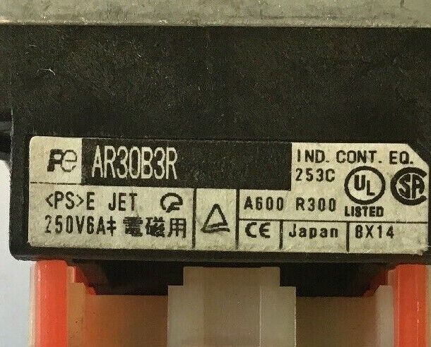 FUJI PUSH BUTTON 250V(GREEN/LARGE BUTTON) AR30B3R W/AR9B291&AR9B290