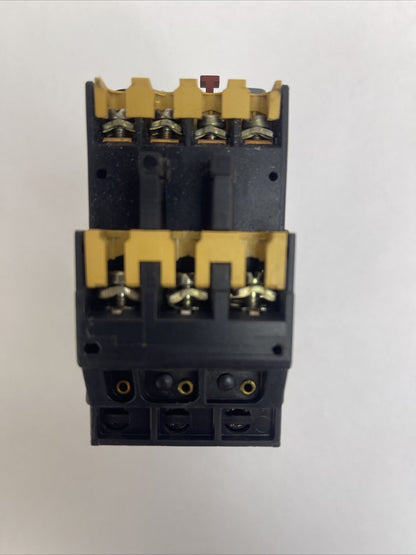ALLEN BRADLEY STARTER 100-A12ND3 SER B 600VAC 12A 10HP COIL 120V 60HZ 193-BSB 22