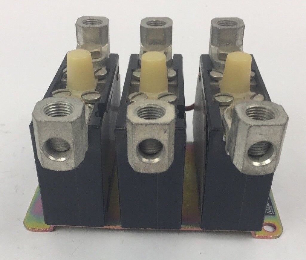 ALLEN BRADLEY 816-DOV16 OVERLOAD RELAY PANEL SIZE 3 RELAYS 3 NEMA OPEN SERIES K