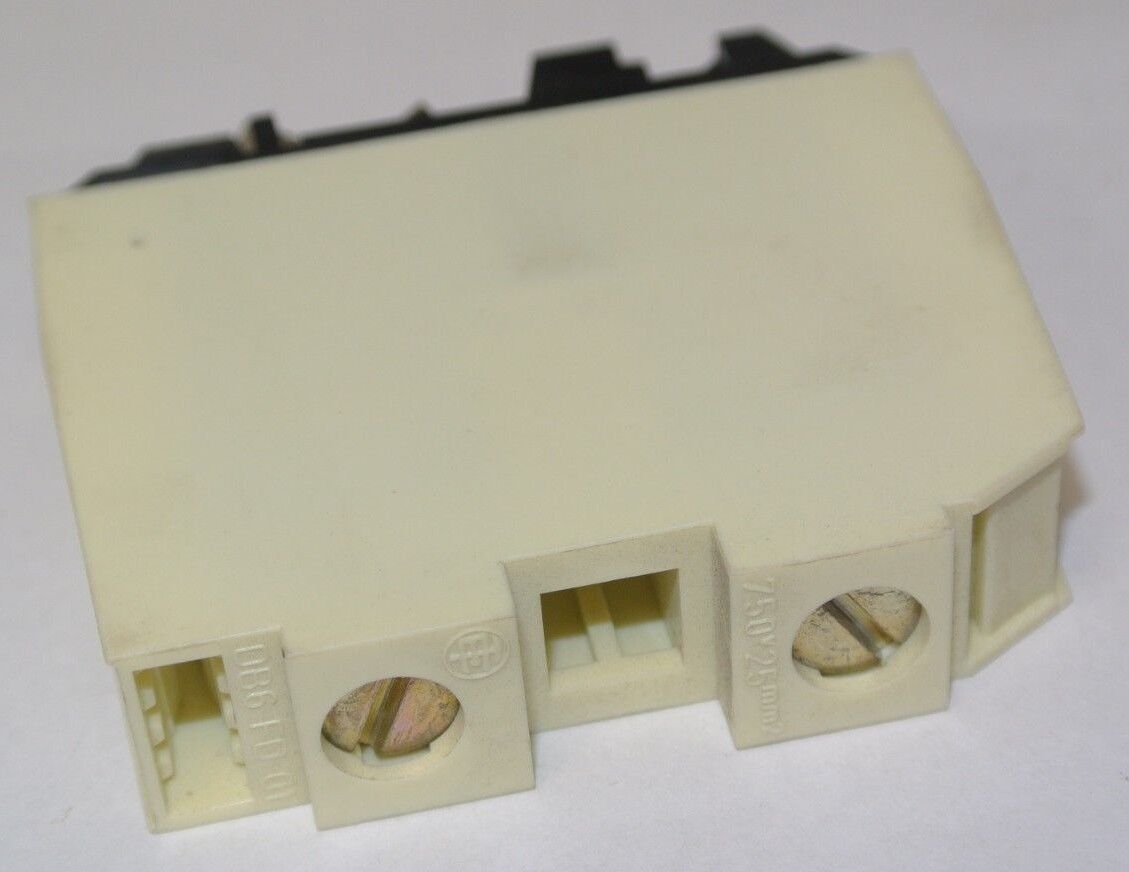 TELEMECANIQUE D86-FD 01 - TERMINAL BLOCK - NEW SURPLUS