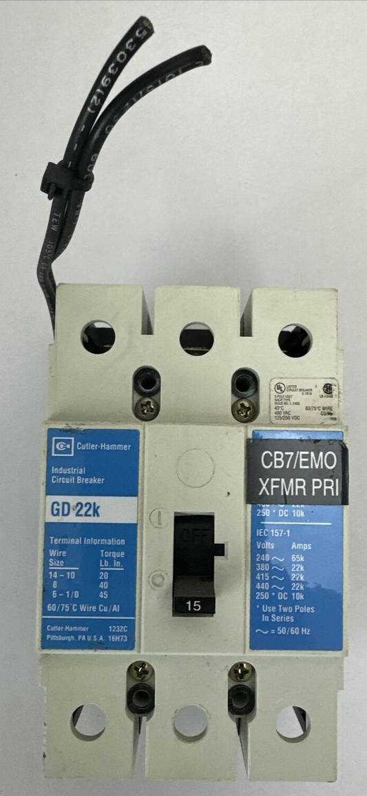 CUTLER HAMMER GD3015 CIRCUIT BREAKER 15A 480VAC 250VDC 3P GD 22K TRIP 1373D62G01