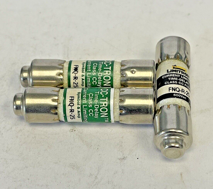 BUSSMANN *LOT OF 3* - FNQ-R-25 - 25 AMP, 600 VAC, TIME-DELAY, CLASS CC FUSES