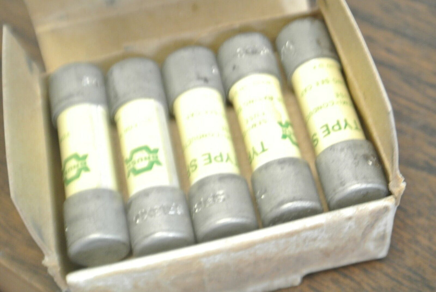 BOX of 10 / BRUSH SF13X10 SEMICONDUCTOR FUSES / 10A / 130V / NEW SURPLUS