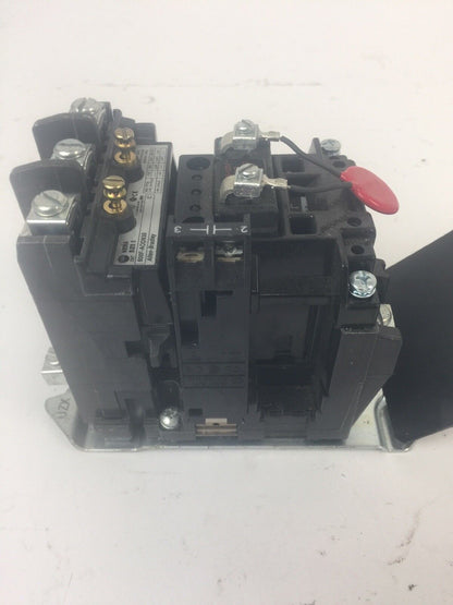ALLEN BRADLEY 500F-AOD930 SIZE 0 STARTER 600VAC 5HP 18AMP CB236 115-120V 60HZ
