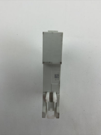 ALLEN BRADLEY 1492-SPM1D100 CIRCUIT BREAKER 277VAC 48VDC SER D 10A (LOT OF 3)