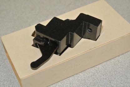 ALLEN-BRADLEY 895-A2M AUXILIARY CONTACT / SIZE 2 & 3 / 100A & 200A / NEW SURPLUS