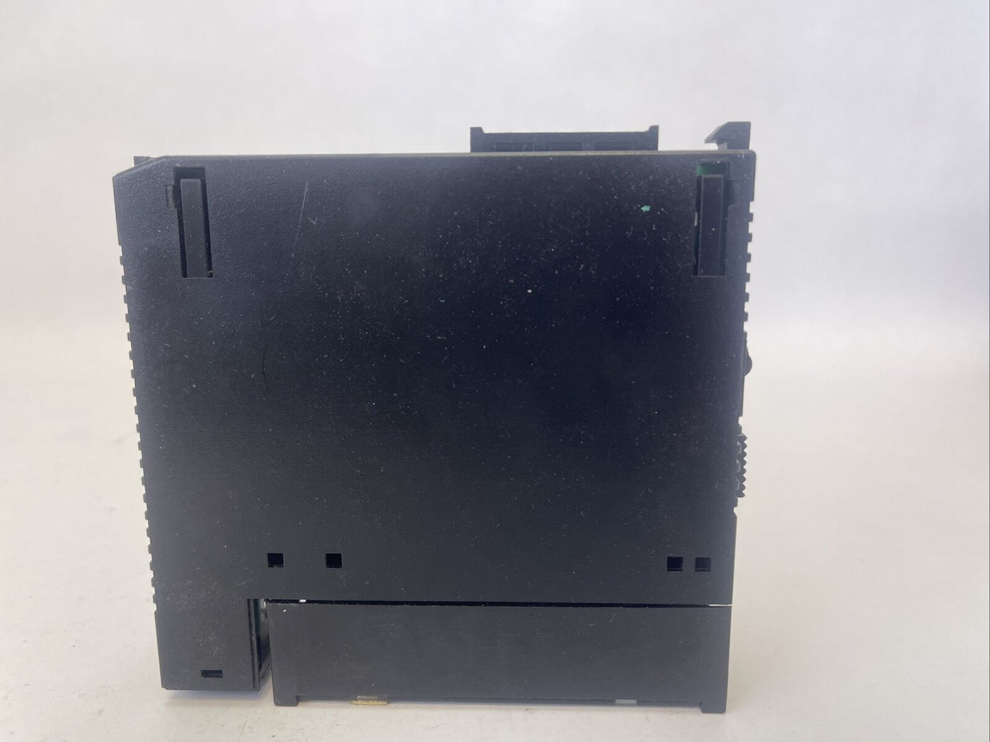 GE FANUC IC693MDL646E INPUT 24VDC 16PT POS.NEG FAST MODULE
