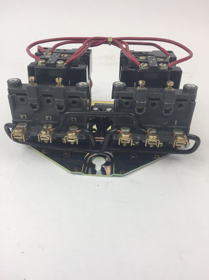 ALLEN BRADLEY 715X-A0D3000 TWO SPEED STARTER SIZE 0 PHASE 3 120V 60HZ NO CONTACT
