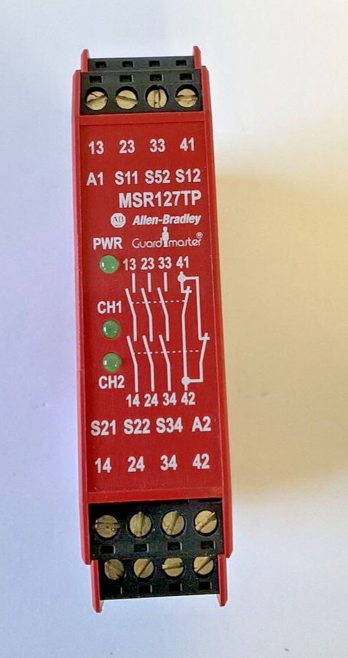 ALLEN BRADLEY 440R-N23132 SAFETY RELAY 24VAC/DC SER. C 50/60HZ 2W