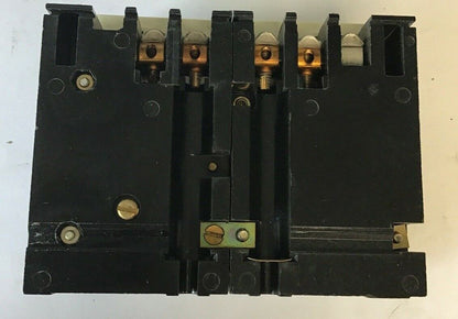 GENERAL ELECTRIC CR122A04731AA 300VAC 10A 28V 50HZ INDUSTRIAL RELAY