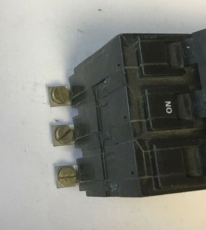 SQUARE D QOB320PL CIRCUIT BREAKER 20A 120/240VAC 3POLE