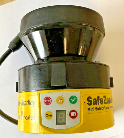 ALLEN BRADLEY 442L-SFZNMN GUARDMASTER SAFE ZONE MINI SAFETY LASER SCANNER
