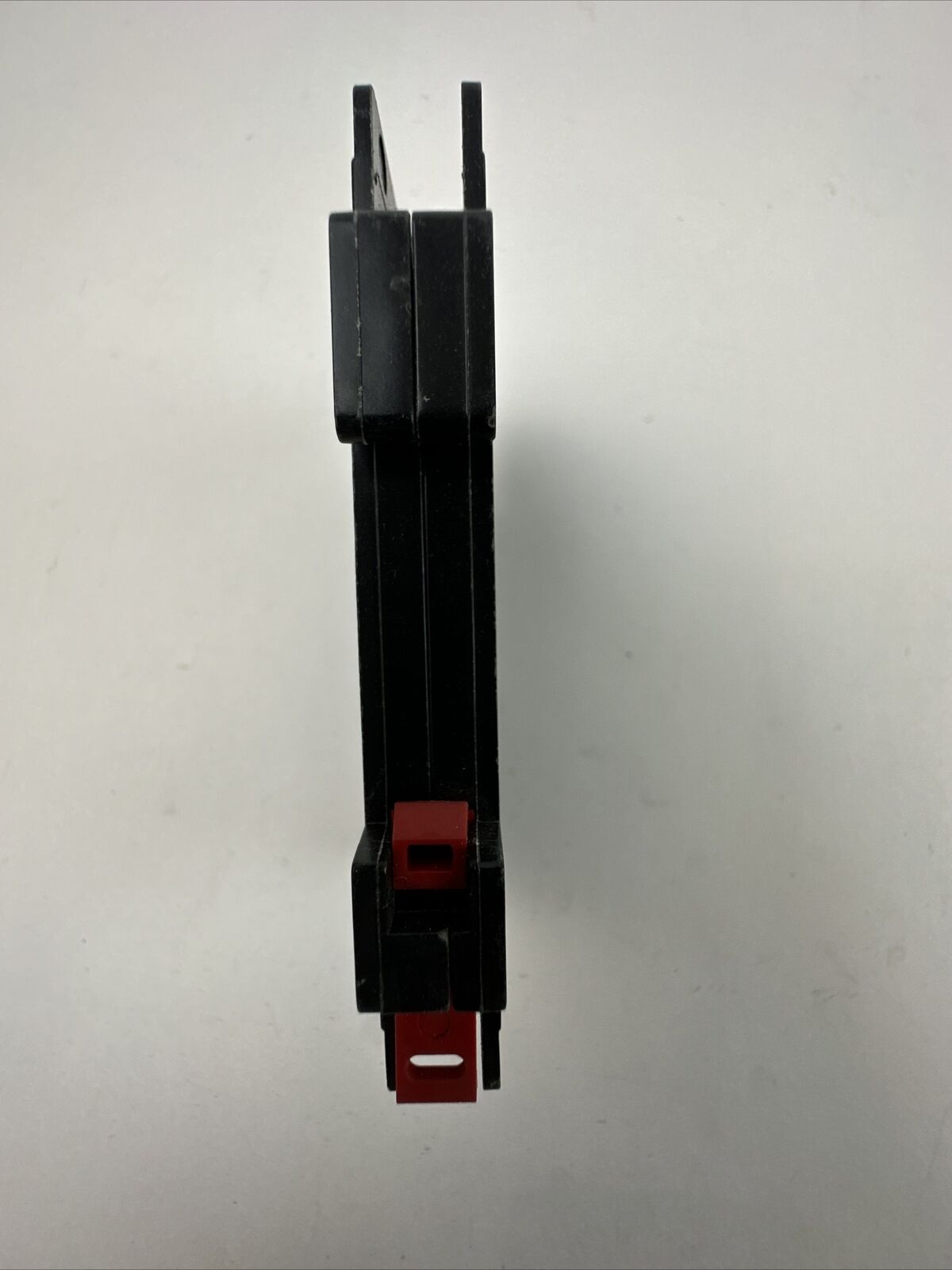 CUTLER HAMMER QCR1030T QUICKLAG INDUSTRIAL CIRCUIT BREAKER 30A 120/240VAC 1POLE