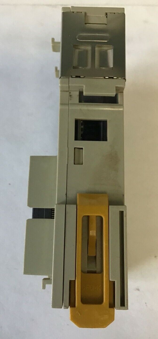 OMRON CJ1W-IC101 I/O CONTROL UNIT