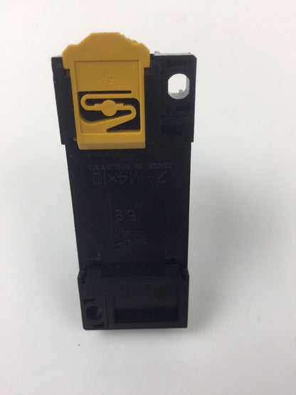 OMRON MY4Z-CR RELAY 220/240 VAC WITH OMRON PYF14A-E RELAY SOCKET