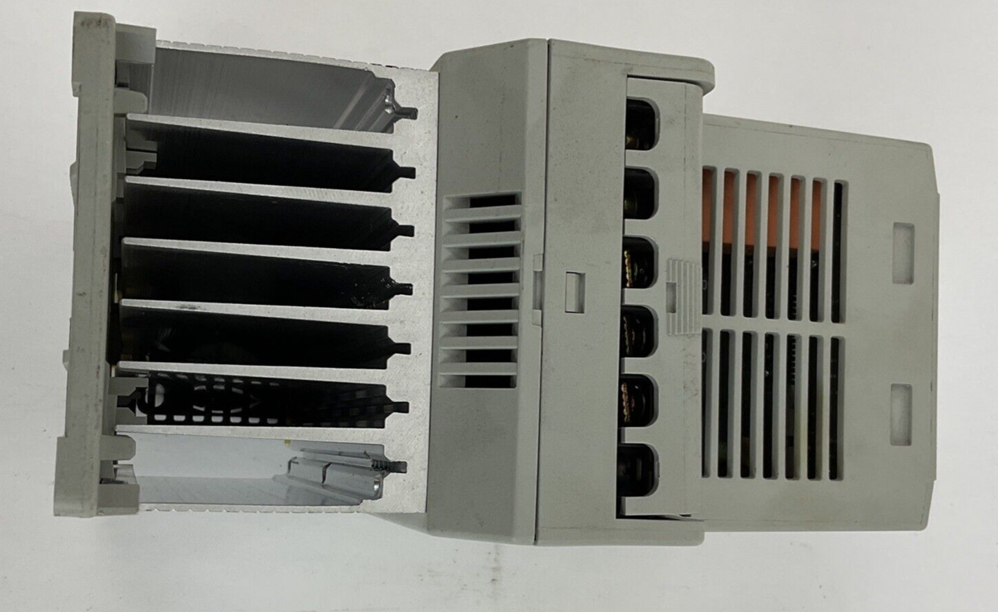 ALLEN BRADLEY 160-BA03NPS1 SPEED CONTROLLER SER.C FRN7.04 1HP .75KW 460V 2.8A