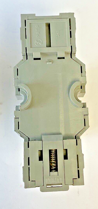 IDEC SH2B-05C RELAY SOCKET / RH2B-U RELAY 24VDC ***LOTOF2***