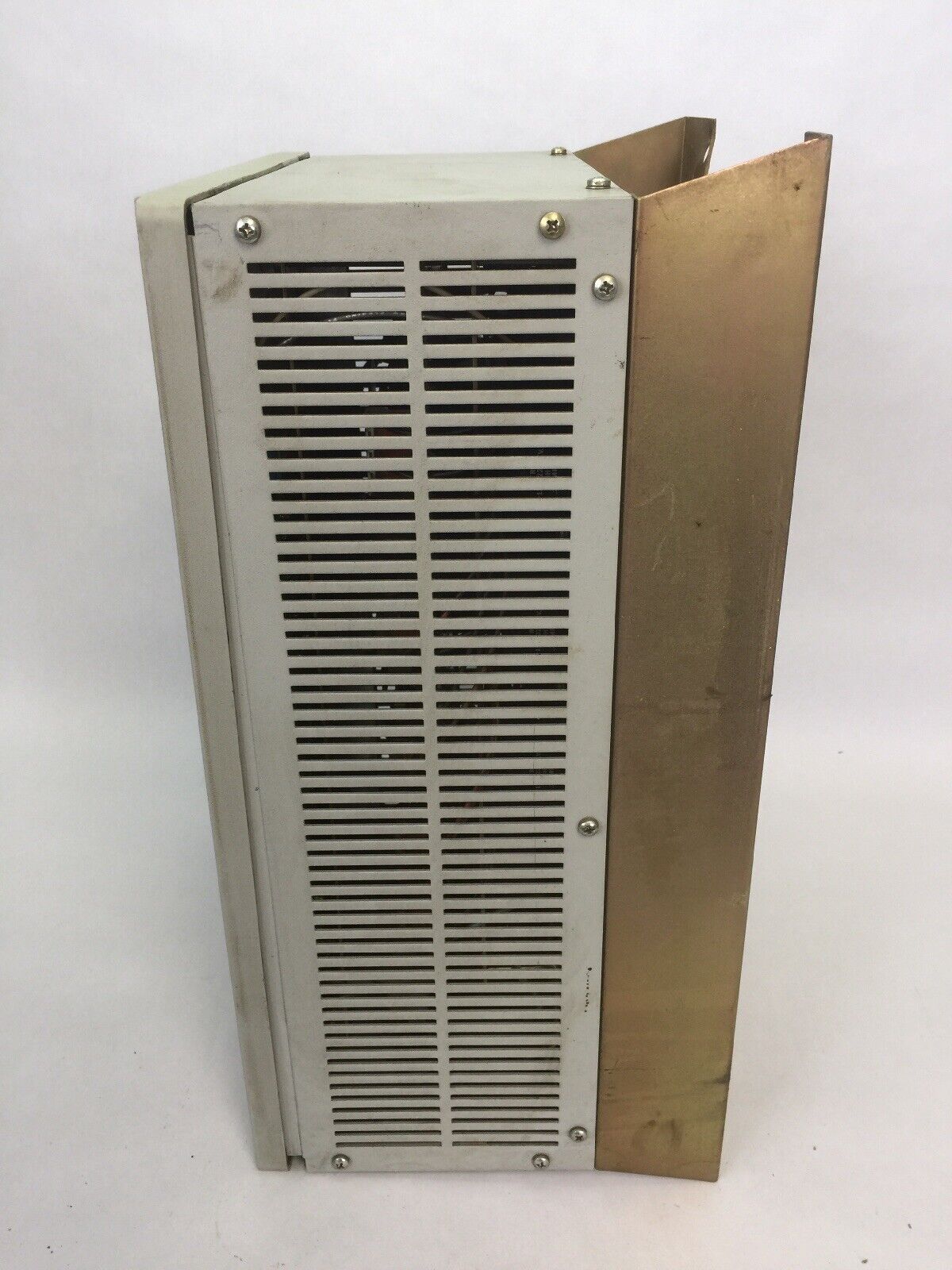 ALLEN BRADLEY 1336-B007-EAD-L3 CONSTANT TORQUE AC DRIVE 380/415/460V OUTPUT 13A