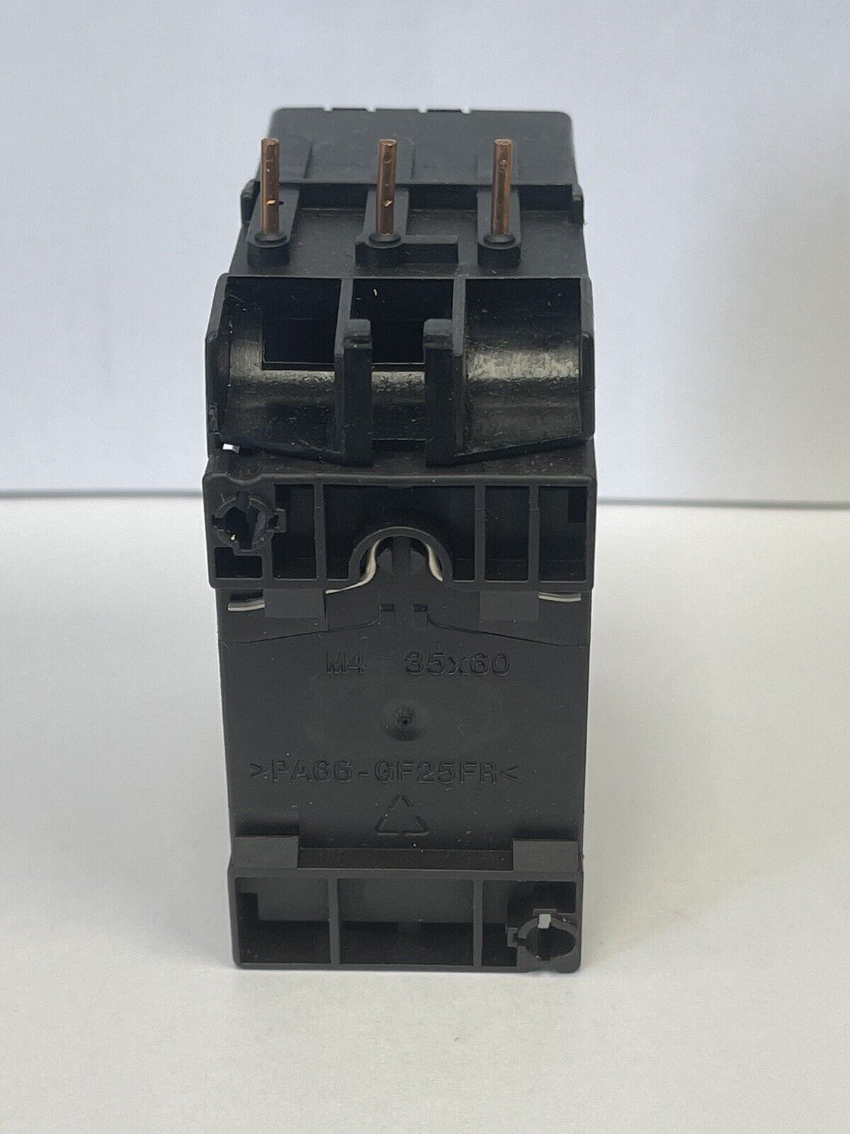 SIEMENS - 3RT1025-1K - CONTACTOR - AC-3 17 A, 7.5 kW / 400 V 230 V DC, 3-pole