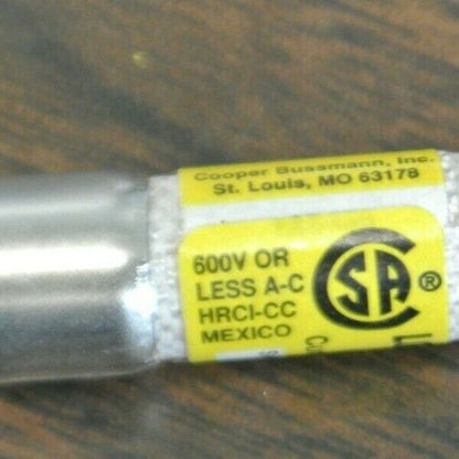 BUSS LP-CC-4 LOW-PEAK CLASS CC FUSE / 4A / 600VAC / NEW SURPLUS