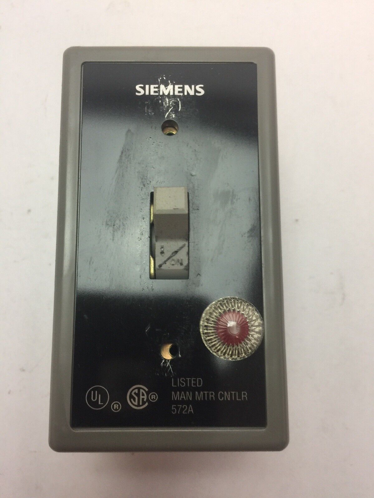 Siemens MMSKG1A Manual Switch Max, Voltage/HP 575VAC 3 HP/75VAC 10 HP 1/3 Phase