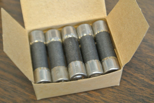 BOX of 10 / BUSS BAN-6 MIDGET FUSE / 6A / 250V / NEW SURPLUS / BAN6