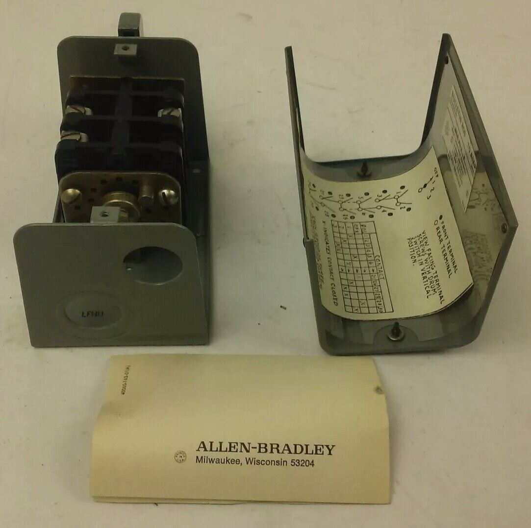 ALLEN BRADLEY 806-A13 SER. A, ROTARY PILOT SWITCH,1P 3 THROW WITH OFF POSITION,