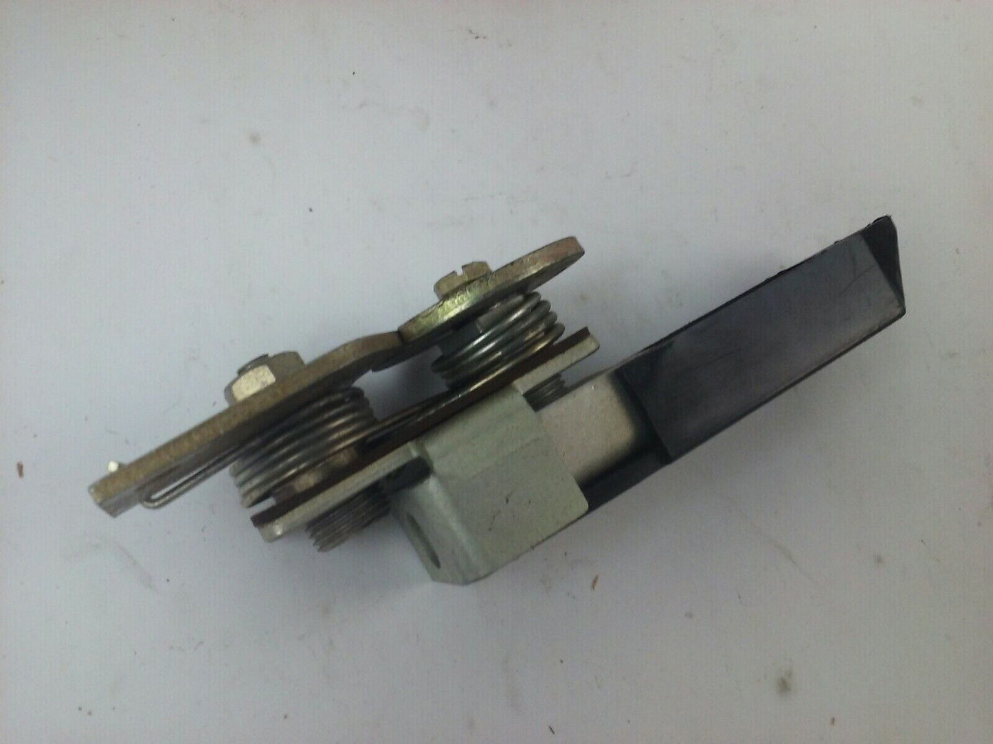 WESTINGHOUSE DH1R DOOR HANDLE FOR TYPE SM MECH. INTERLOCK RODS R.H.