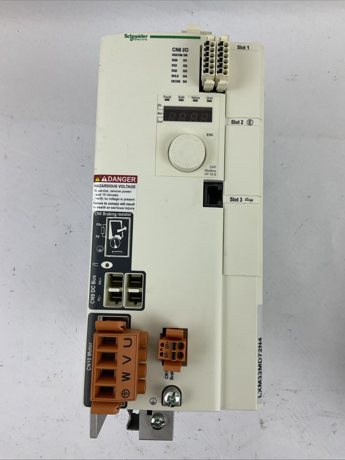 SCHNEIDER ELECTRIC LXM32MD72N4 AC SERVO DRIVE INPUT 3PH 480/400V/208 OUTPUT 7kW