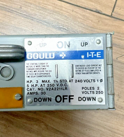 GOULD / ITE V2A2211LR TWIN PANELBOARD SWITCH 3HP 240/250VDC 30A 2POLE