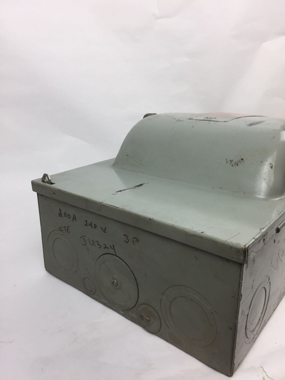 ITE JU324 VACU-BREAK SWITCH WITH CLAMPMATIC CONTACTS 200 AMPS 240 VAC TYPE 1