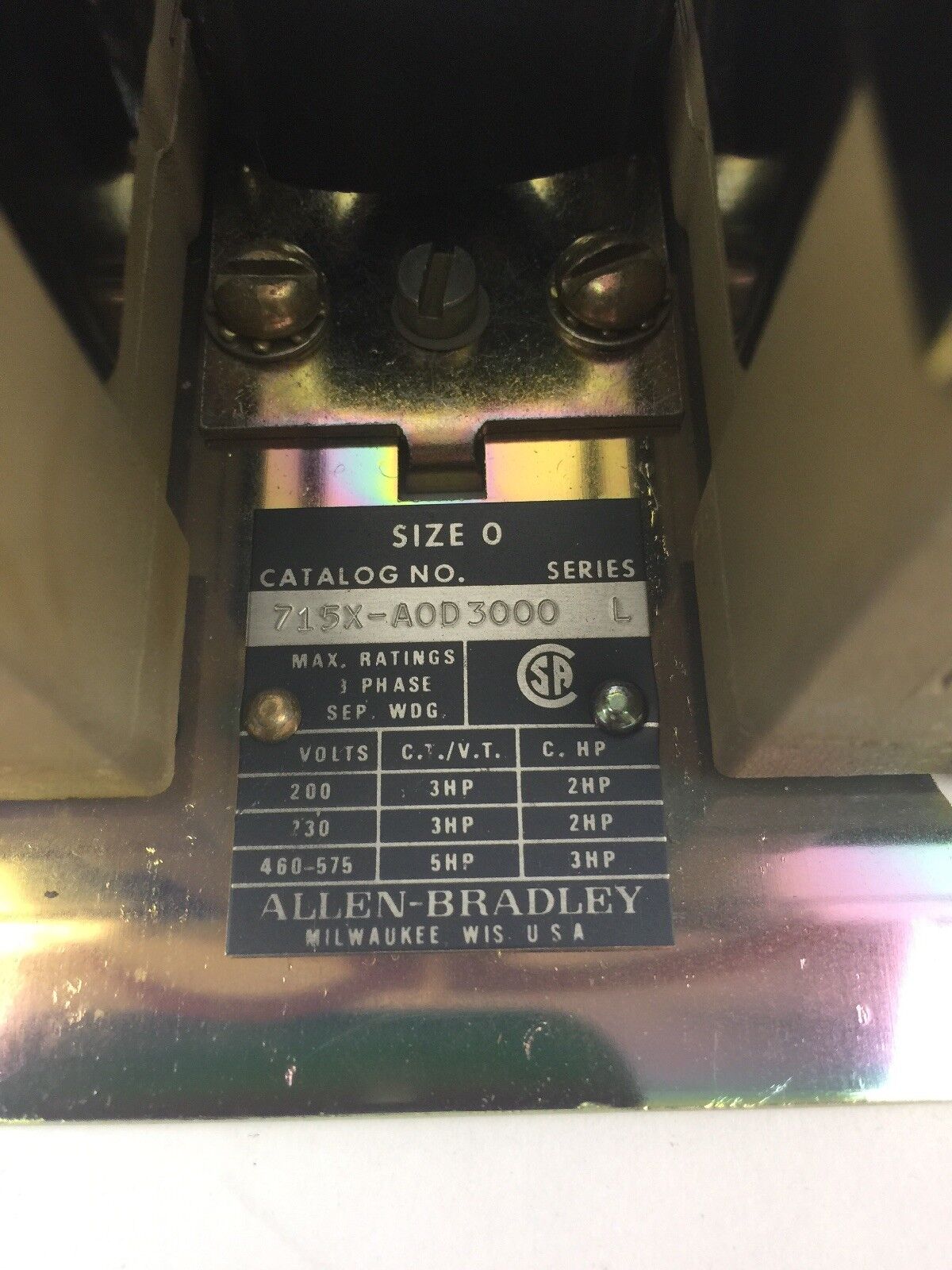 ALLEN BRADLEY 715X-A0D3000 TWO SPEED STARTER SIZE 0 PHASE 3 120V 60HZ NO CONTACT