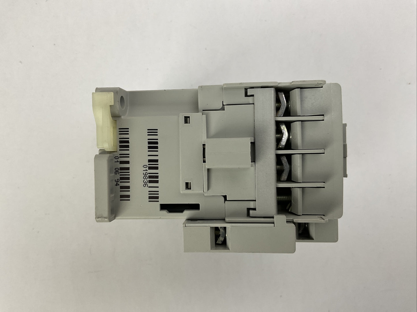 ALLEN BRADLEY 100-C16E*01 SER B CONTACTOR 600VAC 15HP 30A COIL 24VDC 100-S SER B