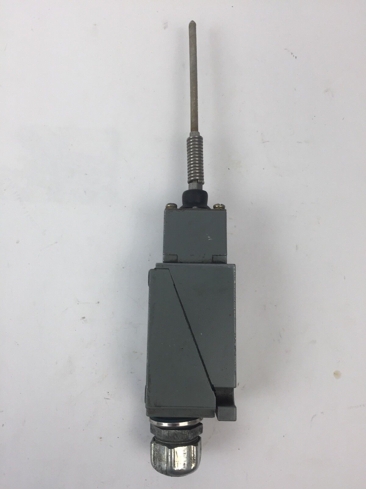 ALLEN BRADLEY OILTIGHT LIMIT SWITCH ENCLOSURE TYPE 4 & 13