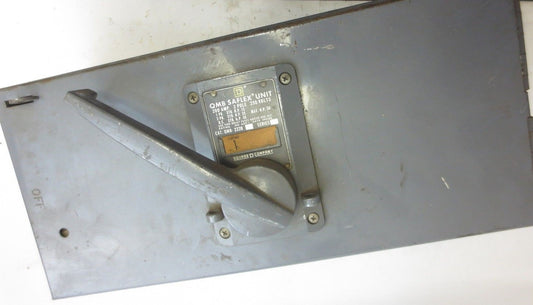 SQUARE D QMB-2220 - QMB SAFLEX UNIT / SAFETY SWITCH / BUS PLUG - 250V, 200A, 2-P