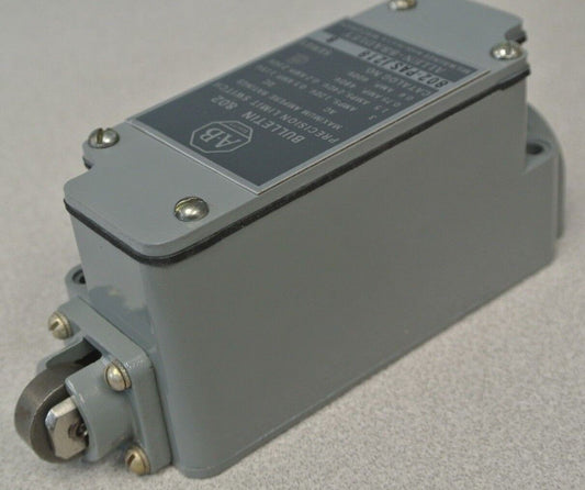 ALLEN-BRADLEY 802-PASJ218 PRECISION LIMIT SWITCH / PUSH ROLLER / NEW SURPLUS